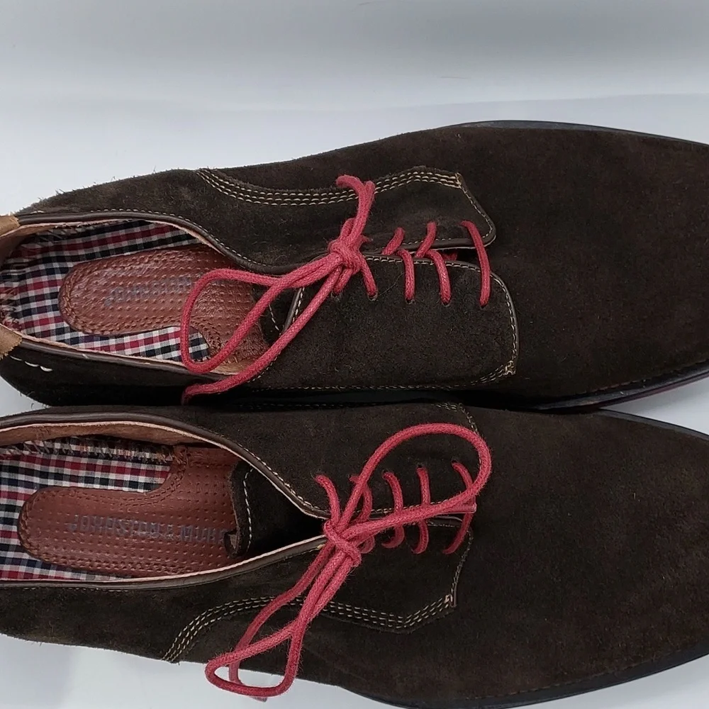 Men's Brown Suede Derby Shoes with Red Accents
